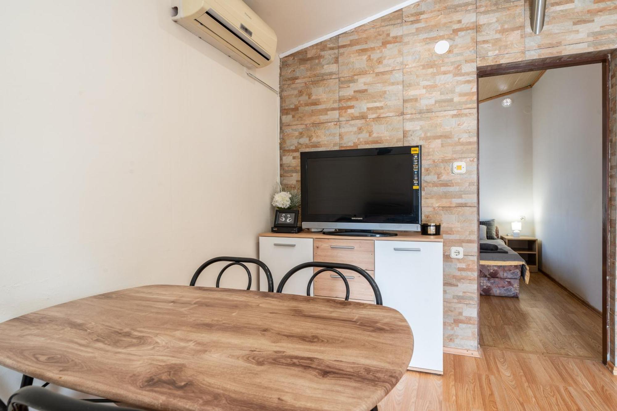 Apartmani Prpic 비르 외부 사진